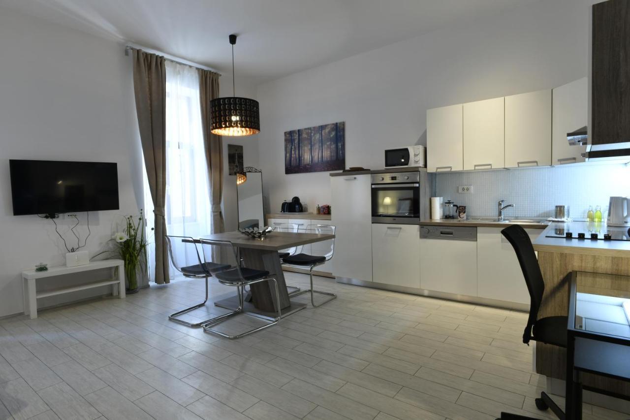 Apartment Antiope Загреб Экстерьер фото